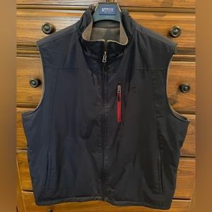 Men’s reversible Izod vest XL